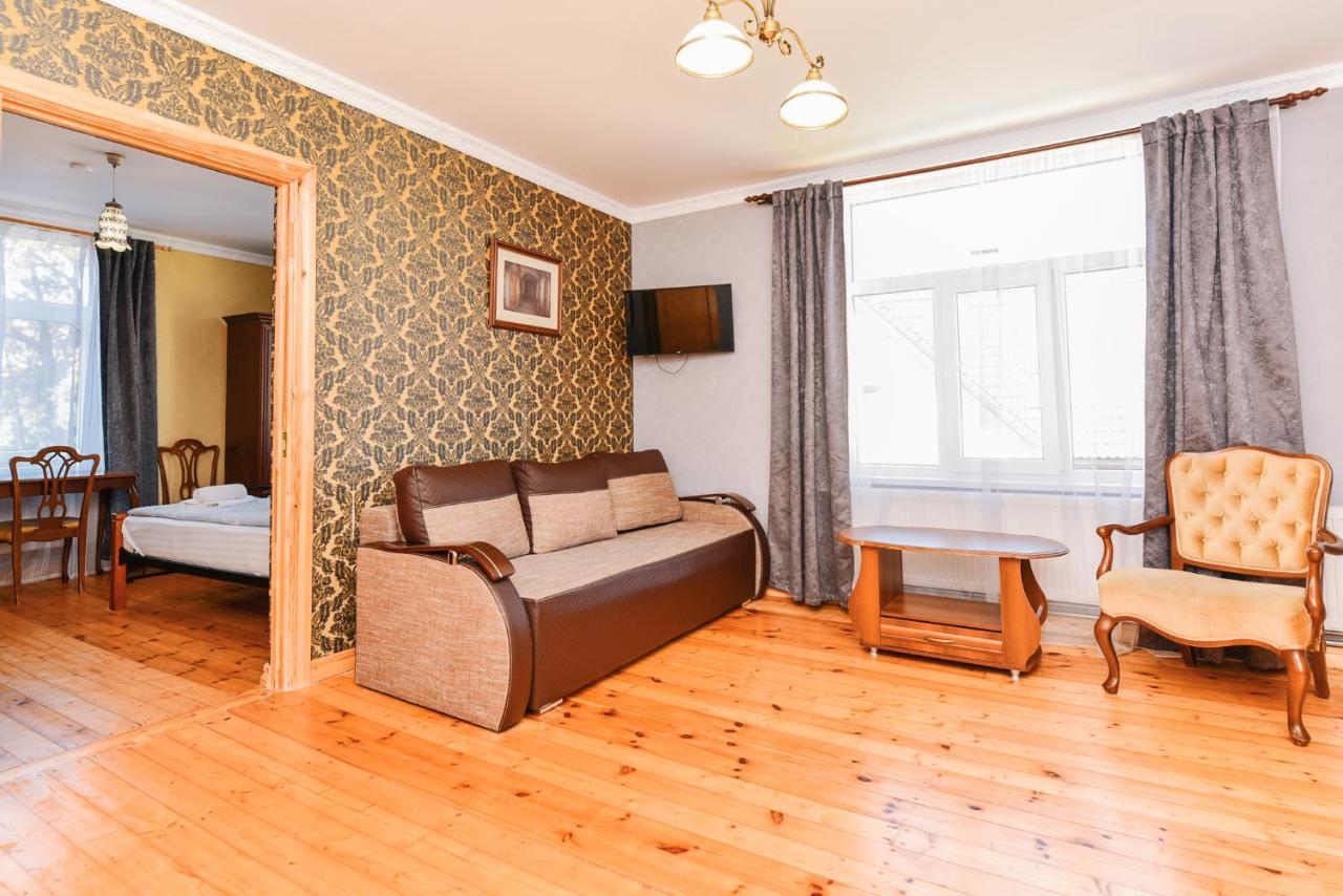 Villa Victoria Ventspils Ngoại thất bức ảnh